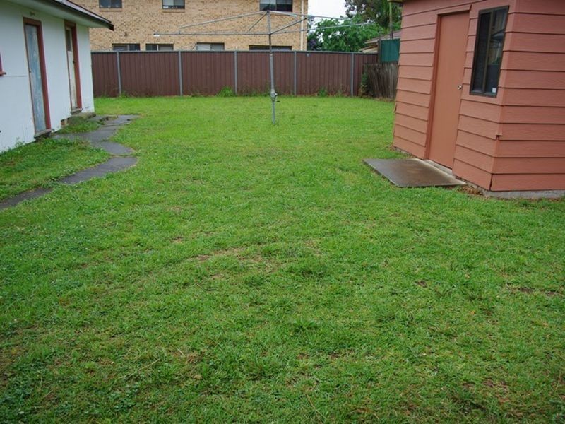 5 Woodside Avenue, Blacktown NSW 2148