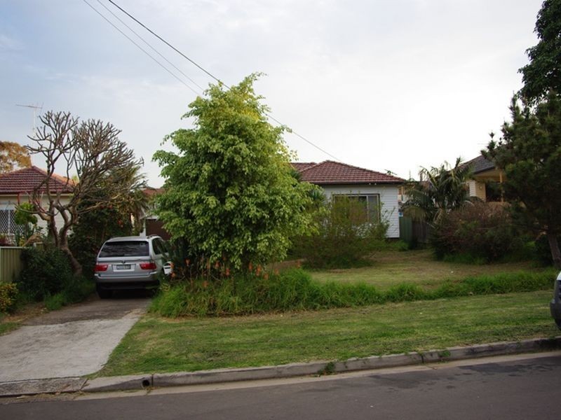 27 Cusack Street, Merrylands West NSW 2160