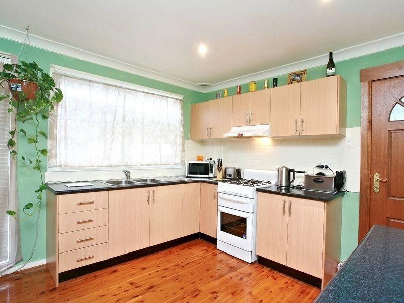 15 Pendant Avenue, Blacktown NSW 2148