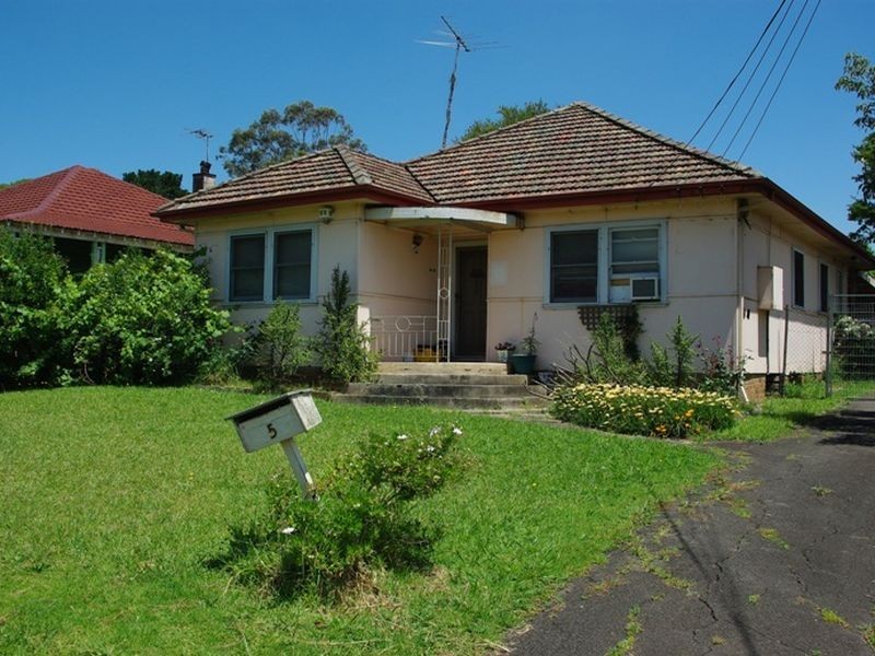1 Carinya Street, Blacktown NSW 2148