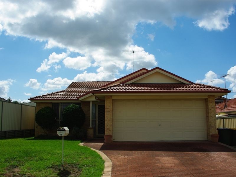 15 De Castella Drive, Blacktown NSW 2148
