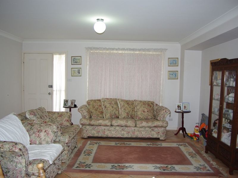 15 De Castella Drive, Blacktown NSW 2148