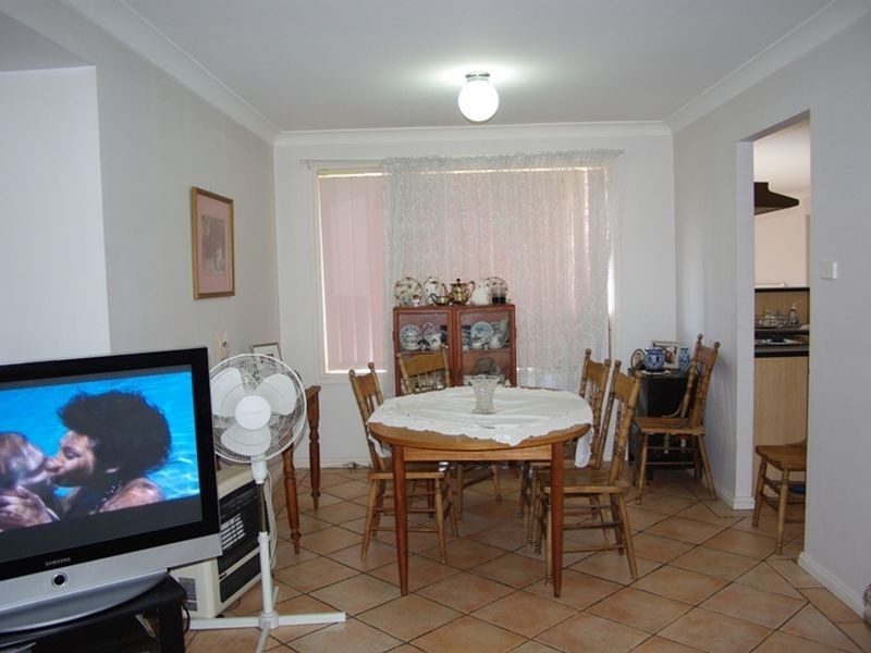 15 De Castella Drive, Blacktown NSW 2148