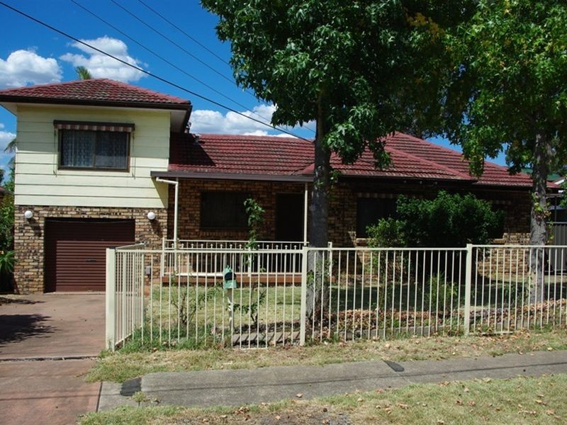 2 Dudley Avenue, Blacktown NSW 2148