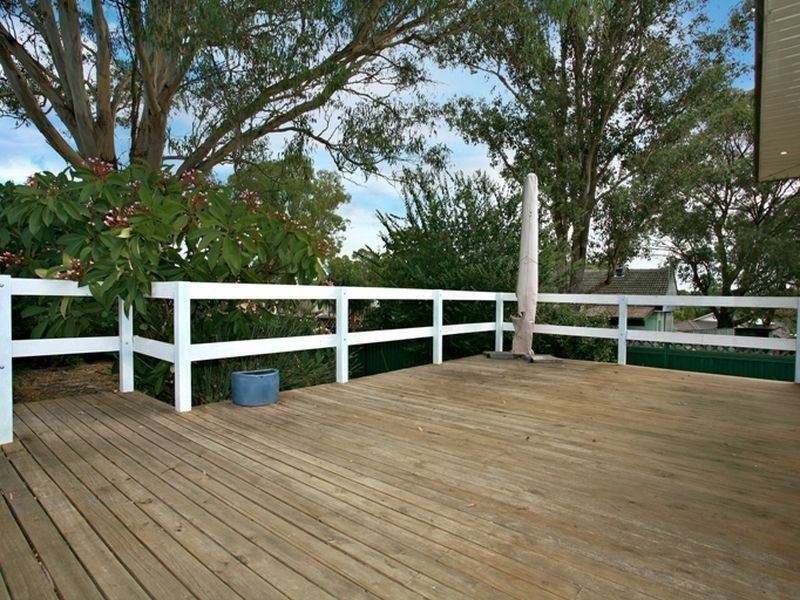 25 Danny Road, Lalor Park NSW 2147