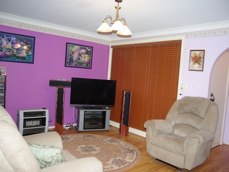 9 Flemming Grove, Huntington Heights NSW 2767