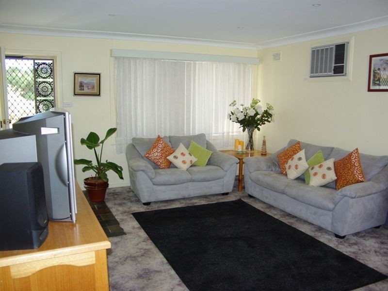 18 Sylvia Street, Blacktown NSW 2148