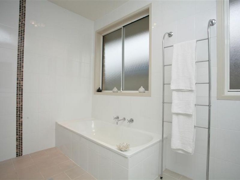 10 Tunis Place, Quakers Hill NSW 2763