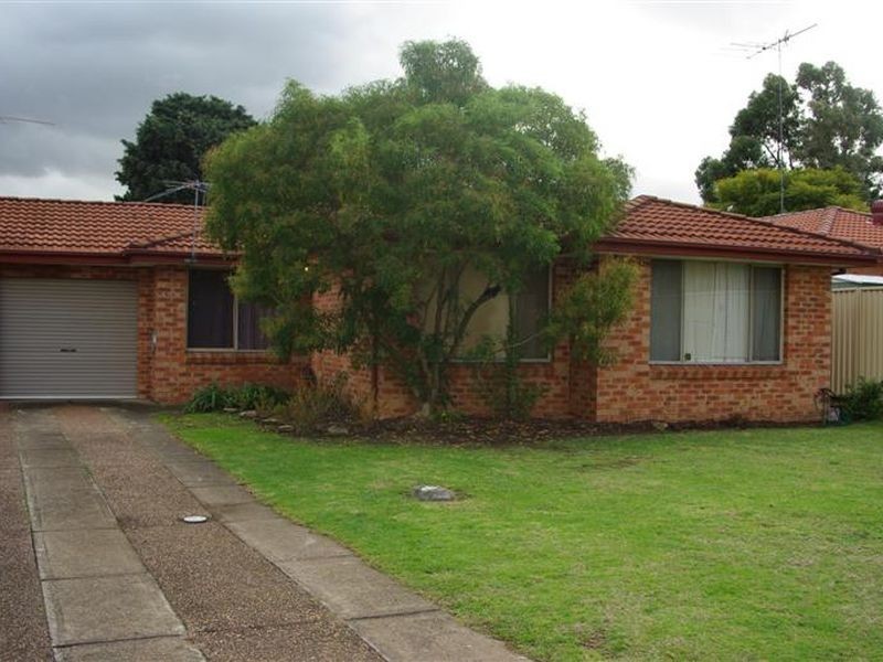 74 Pye Road, Quakers Hill NSW 2763