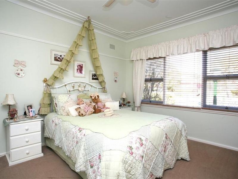 11 Valda Street, Blacktown NSW 2148