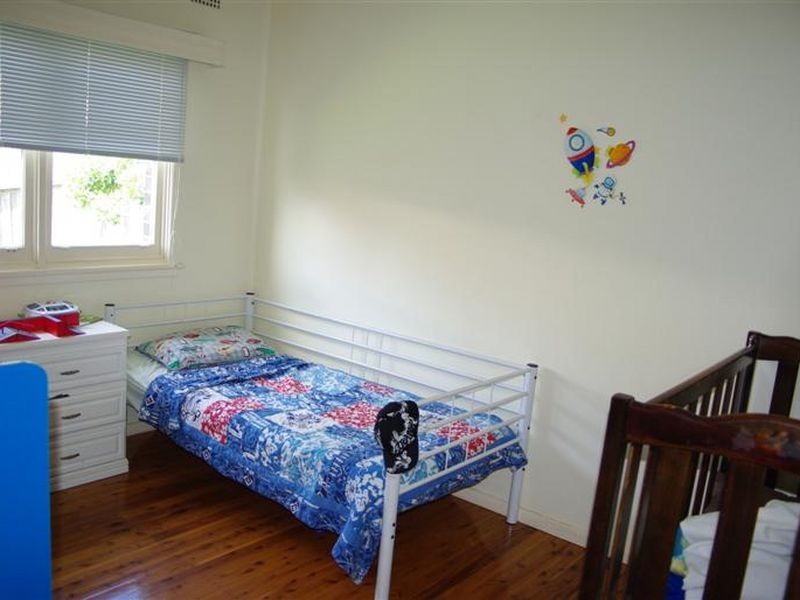 24 Highlands Crescent, Blacktown NSW 2148