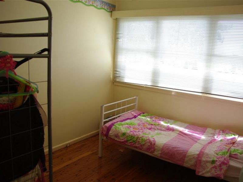 24 Highlands Crescent, Blacktown NSW 2148