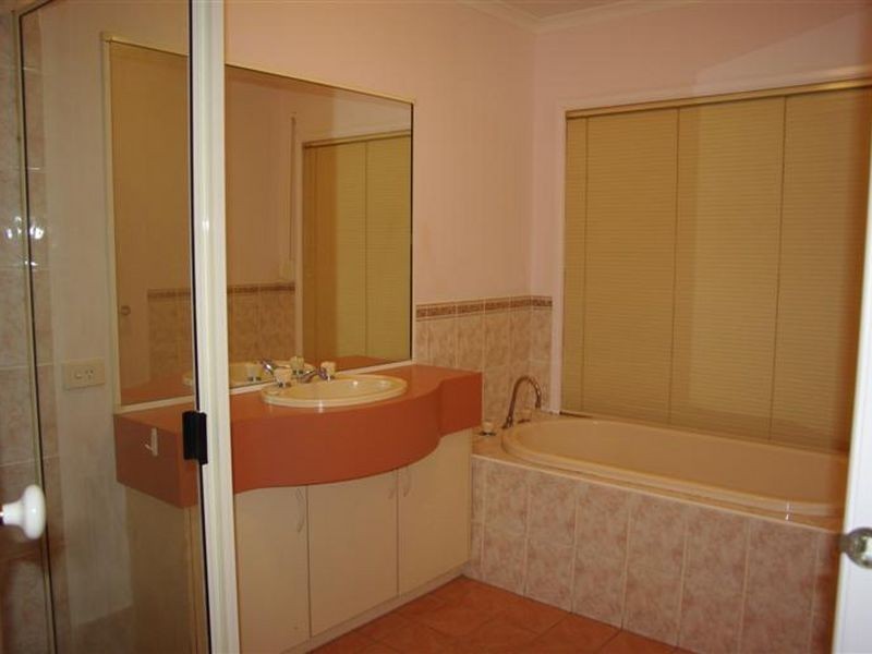 56 Andrew Lloyd Drive, Huntington Heights NSW 2767