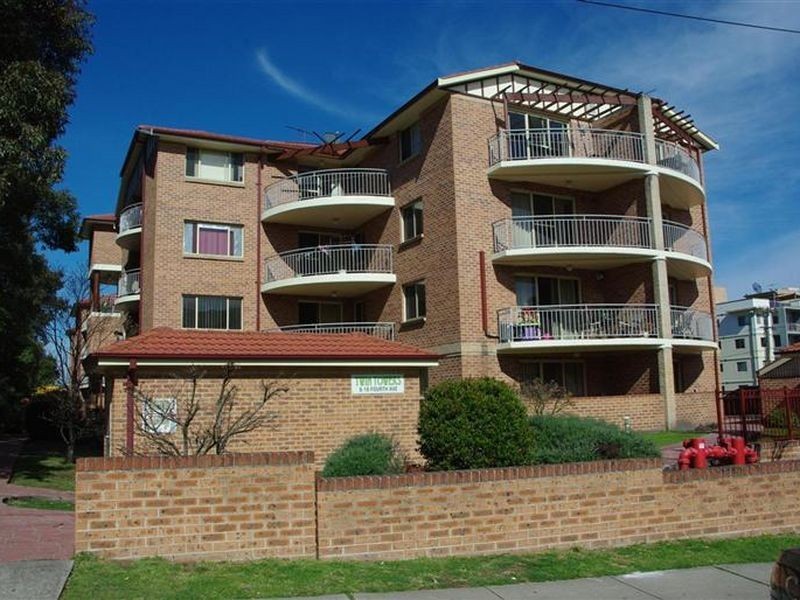 26/8-10 Fourth Avenue, Blacktown NSW 2148