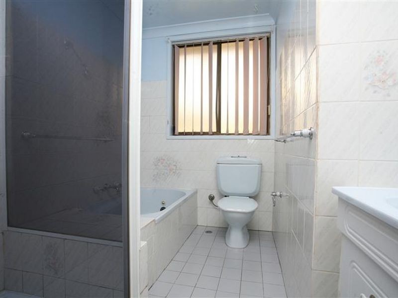 28 Curran Road, Marayong NSW 2148