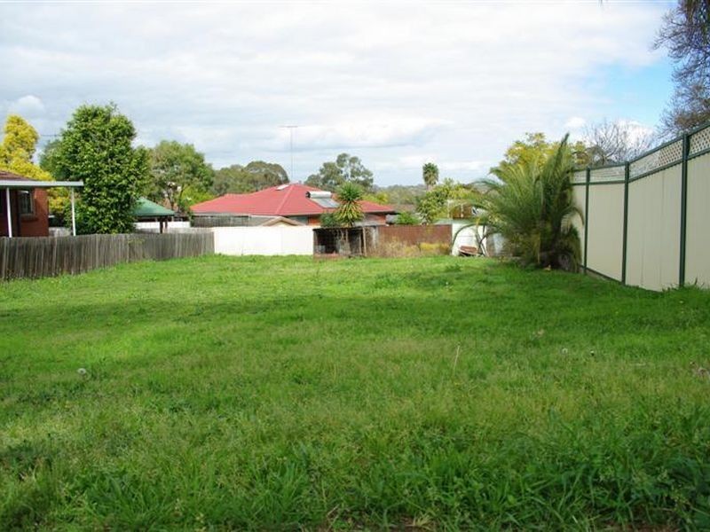 4 Nairana Drive, Marayong NSW 2148