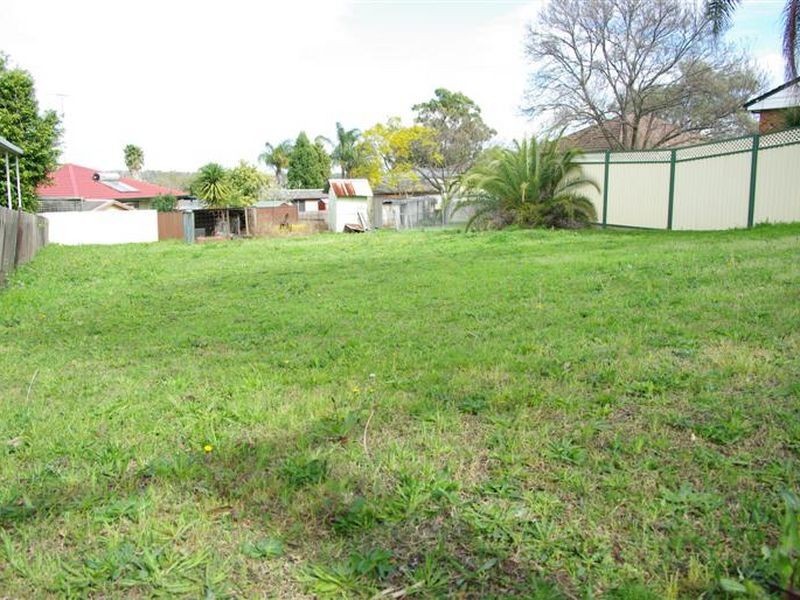 4 Nairana Drive, Marayong NSW 2148