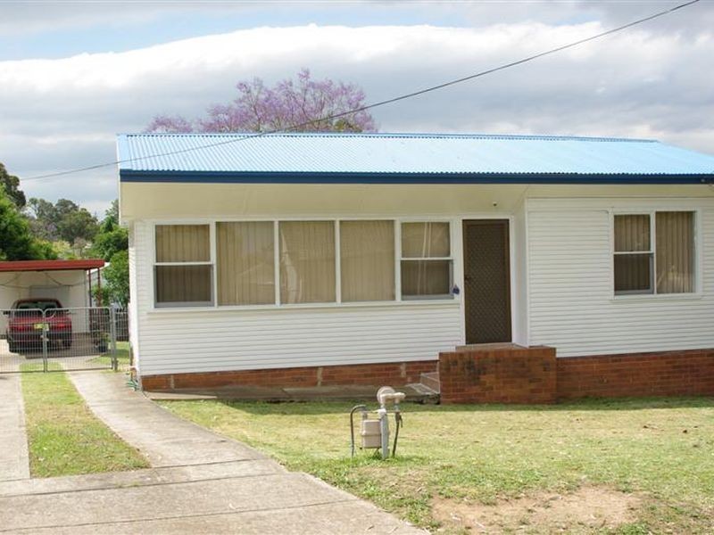 13 Noakes Parade, Lalor Park NSW 2147