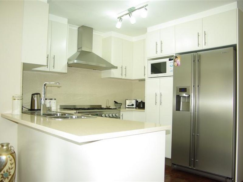 4 Bonney Place, Huntington Heights NSW 2767