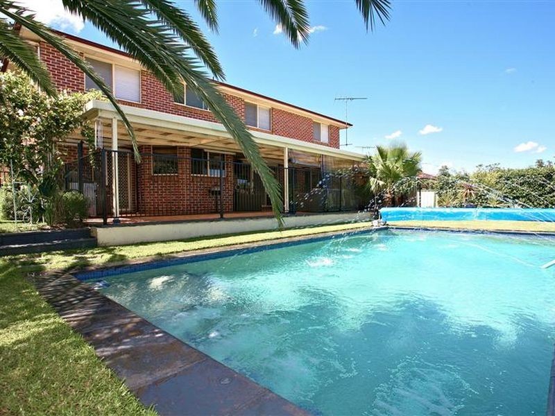 28 Clinton Street, Quakers Hill NSW 2763