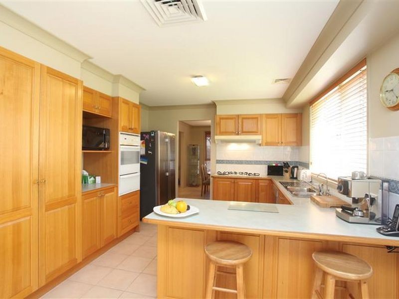 8 Sunville Court, Blacktown NSW 2148