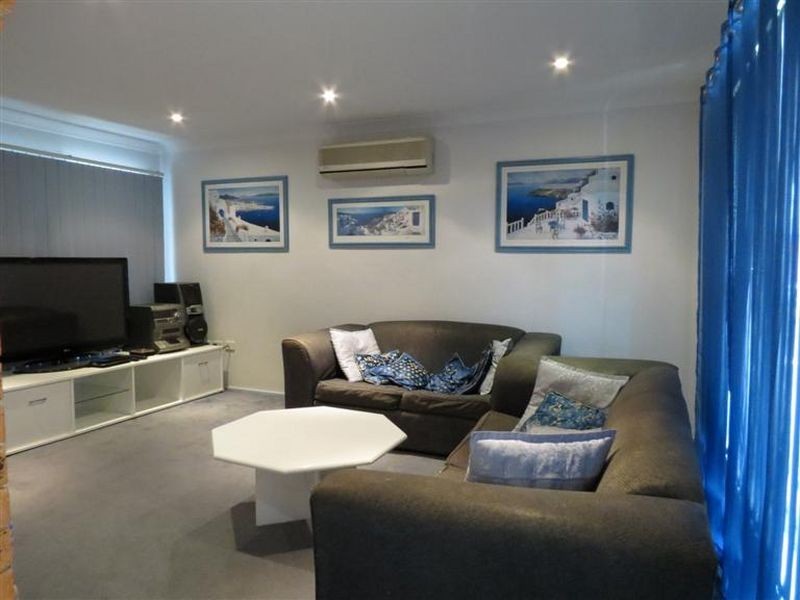 15 Sulman Place, Huntington Heights NSW 2767