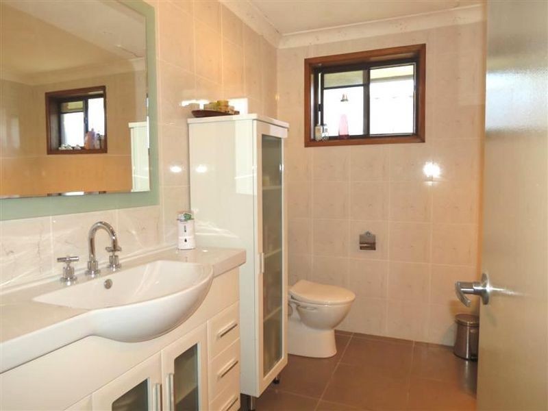 14 Bowes Place, Huntington Heights NSW 2767