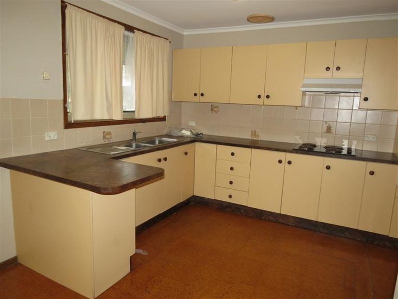 13 Arnott Road, Marayong NSW 2148