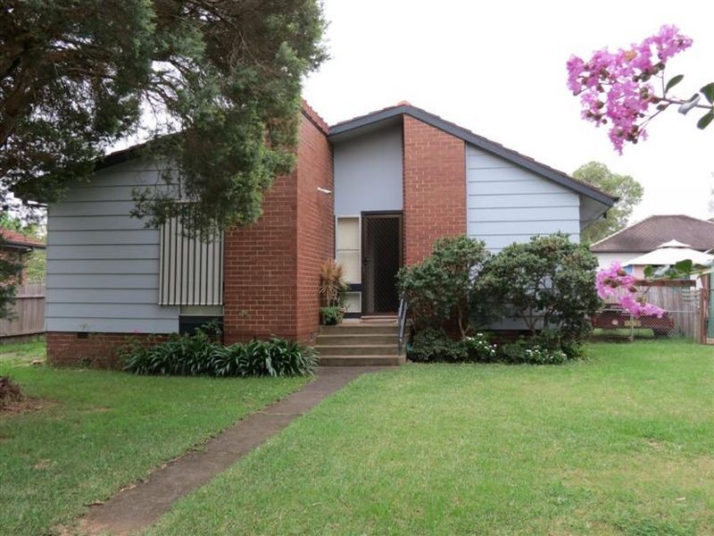 24 Wilkie Crescent, Doonside NSW 2767