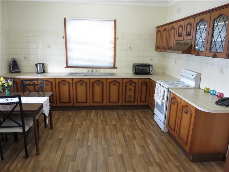 32 Mala Crescent, Blacktown NSW 2148