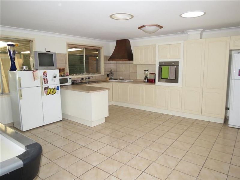 47 Ollier Crescent, Prospect NSW 2148