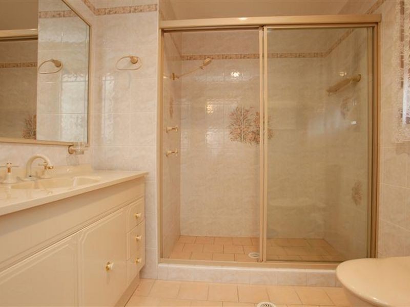 14 Hinkler Place, Huntington Heights NSW 2767