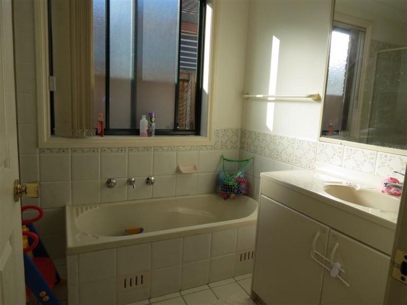 16 Alexander Parade, Blacktown NSW 2148