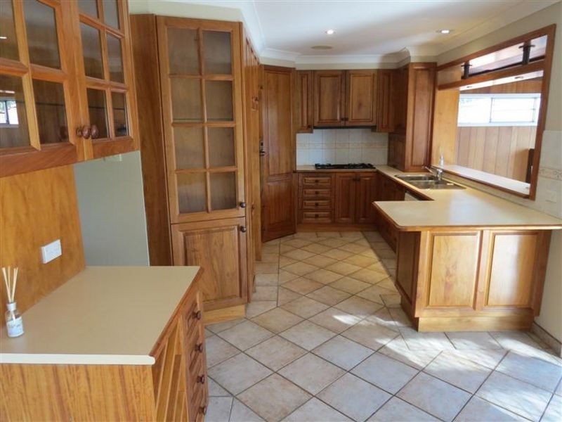 5 Yawl Place, Seven Hills NSW 2147