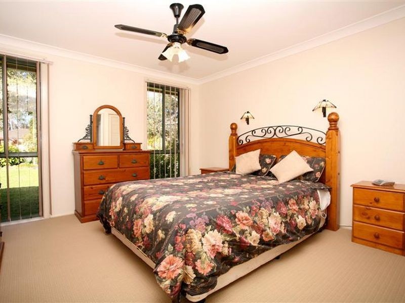 16 Keyne Street, Prospect NSW 2148