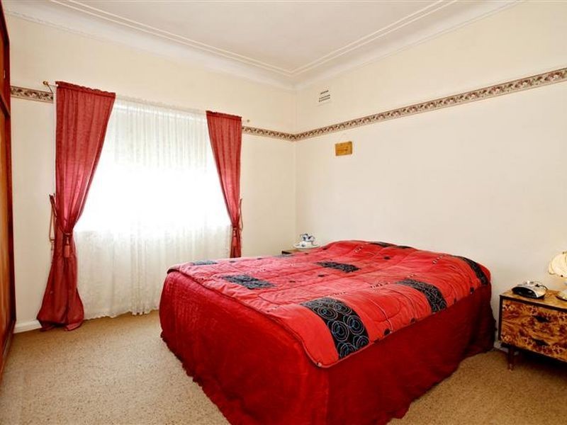 27 McCulloch Road, Blacktown NSW 2148