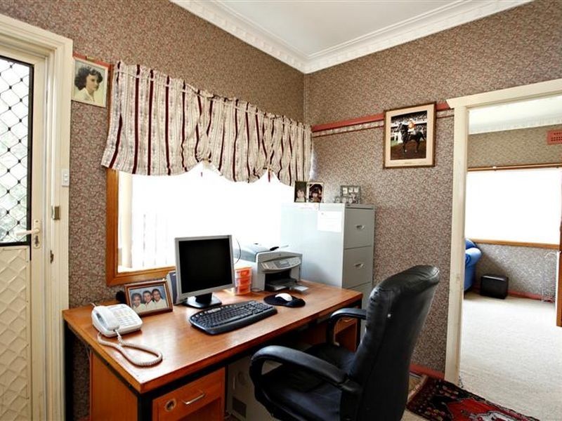 27 McCulloch Road, Blacktown NSW 2148