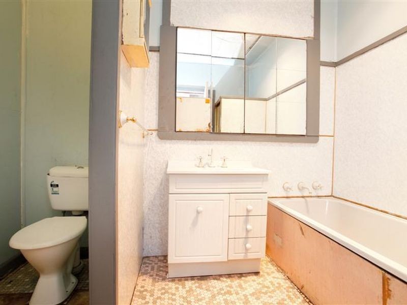 16 Moren Street, Blacktown NSW 2148