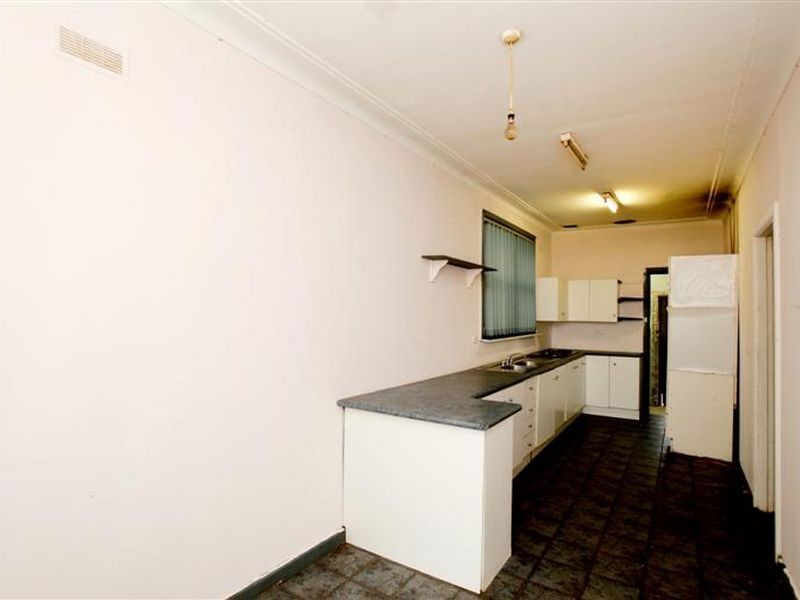 16 Moren Street, Blacktown NSW 2148