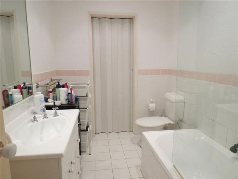 25/11 Oxford Street, Blacktown NSW 2148