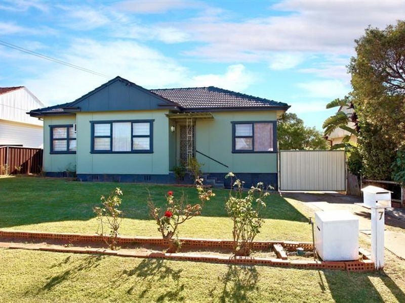 7 Gareth Street, Blacktown NSW 2148