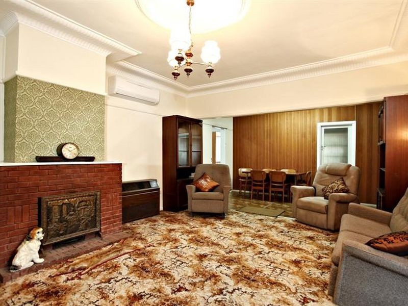 6 Newton Road, Blacktown NSW 2148