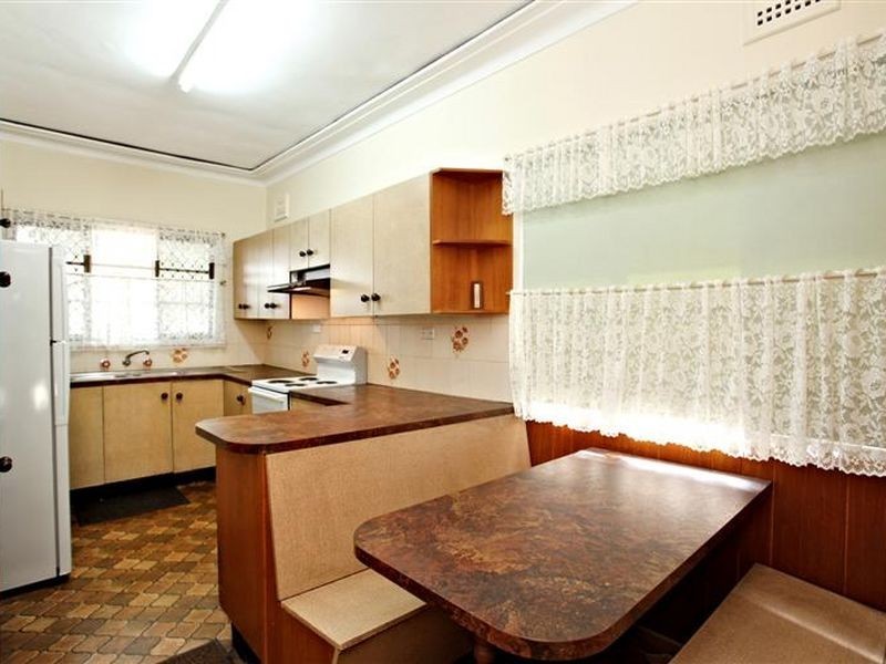 6 Newton Road, Blacktown NSW 2148