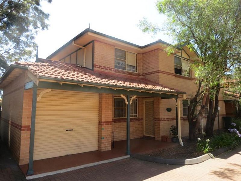 8/31-33 Fuller Street, Seven Hills NSW 2147