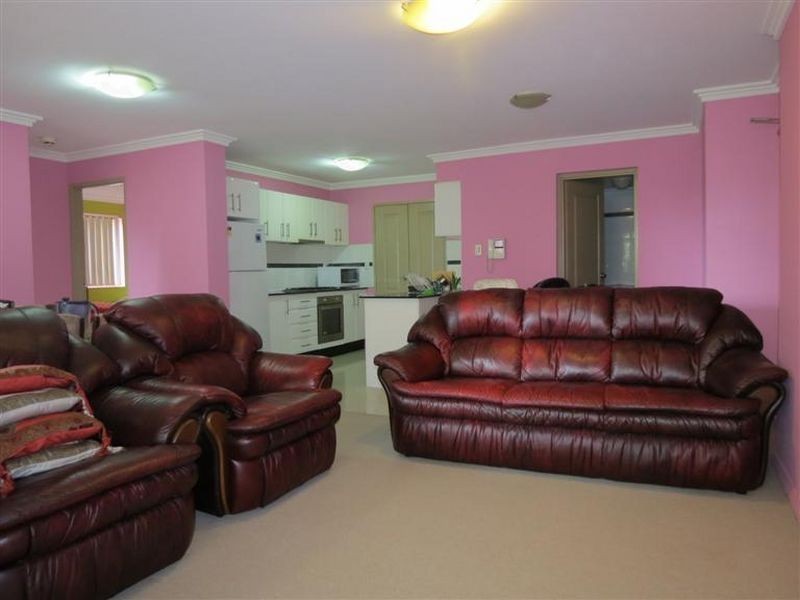 1/8-14 Oxford Street, Blacktown NSW 2148