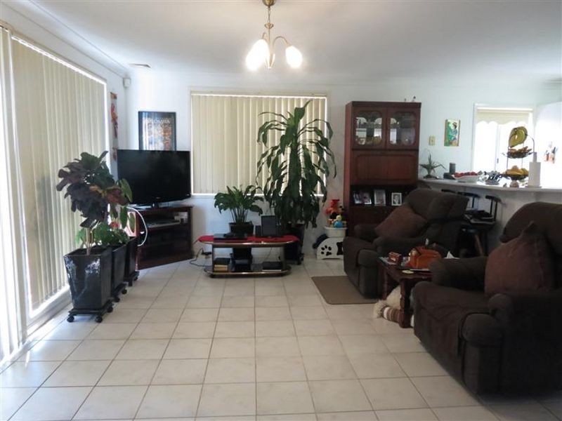 73 Parkwood Street, Plumpton NSW 2761