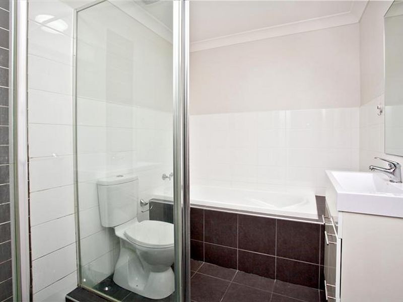 25/26 Clifton Street, Blacktown NSW 2148