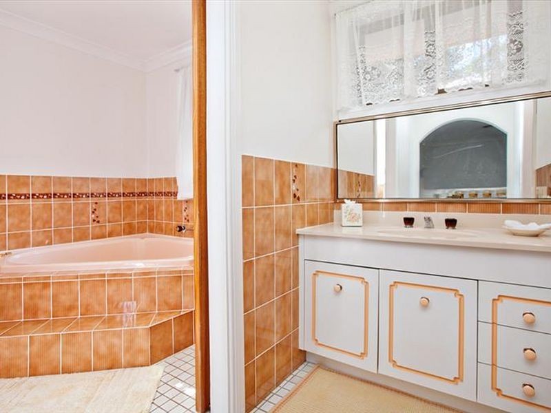 11 Ballard Place, Huntington Heights NSW 2767