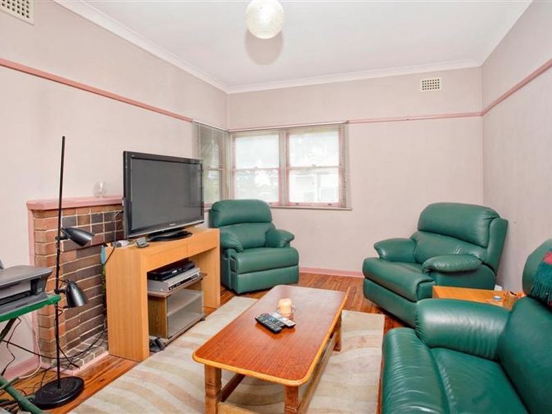 18 Swinson Road, Blacktown NSW 2148