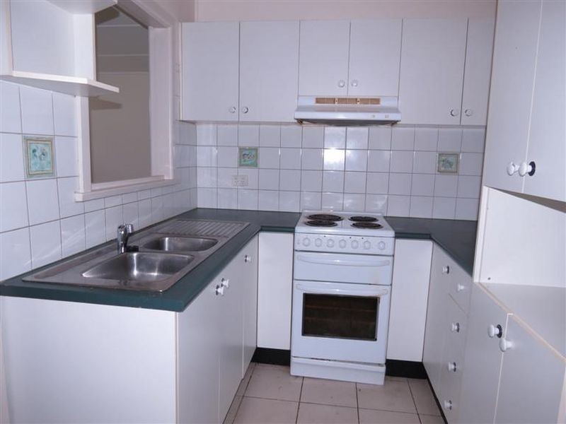 24 Glamorgan St, Blacktown NSW 2148